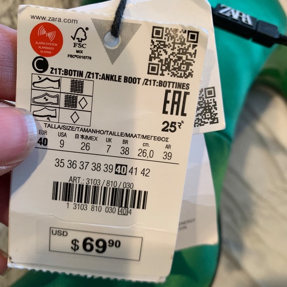 BLOGGER FAV!!! NWT! Zara green satin booties with air sole technology - Picture 6 of 8